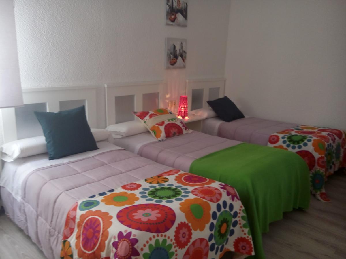 Hostal Los Gabrieles Albacete Bagian luar foto