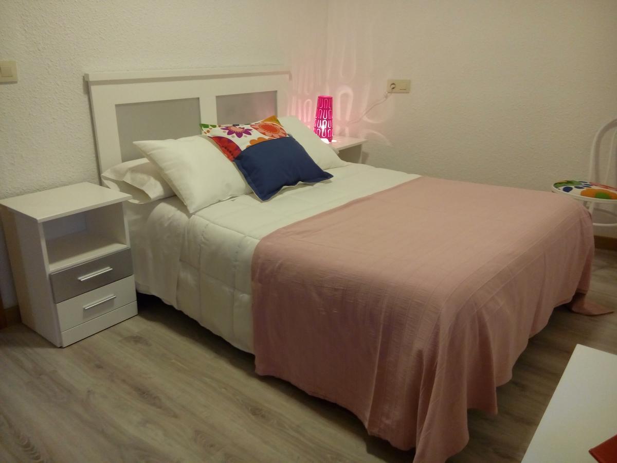 Hostal Los Gabrieles Albacete Bagian luar foto