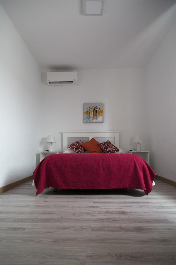 Hostal Los Gabrieles Albacete Bagian luar foto
